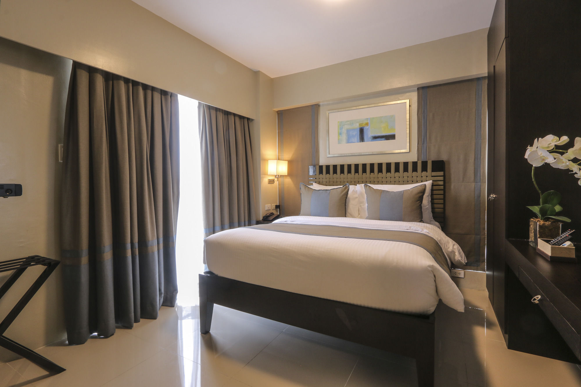 Bellini Suites At Presidio, Lakefront Muntinlupa City Zewnętrze zdjęcie